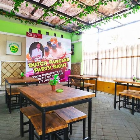 Pondok Backpacker Malang Exterior foto